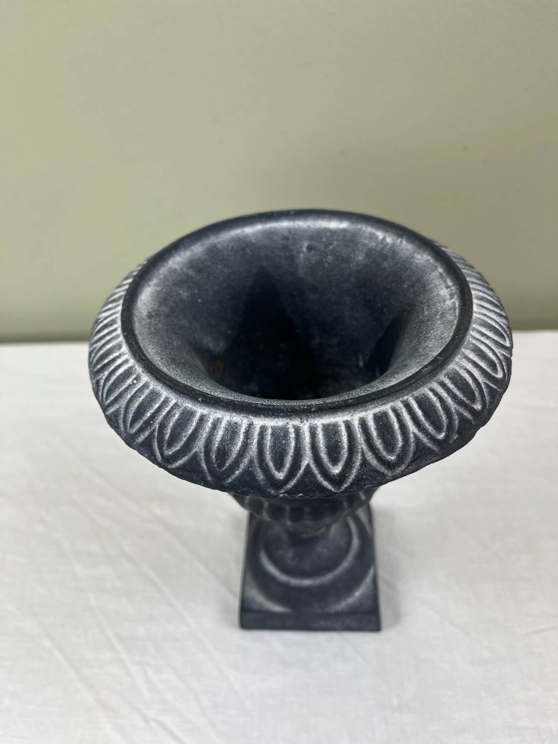 Cast iron Medici vase