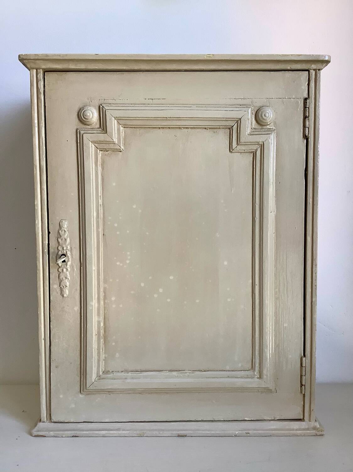 Medicine cabinet