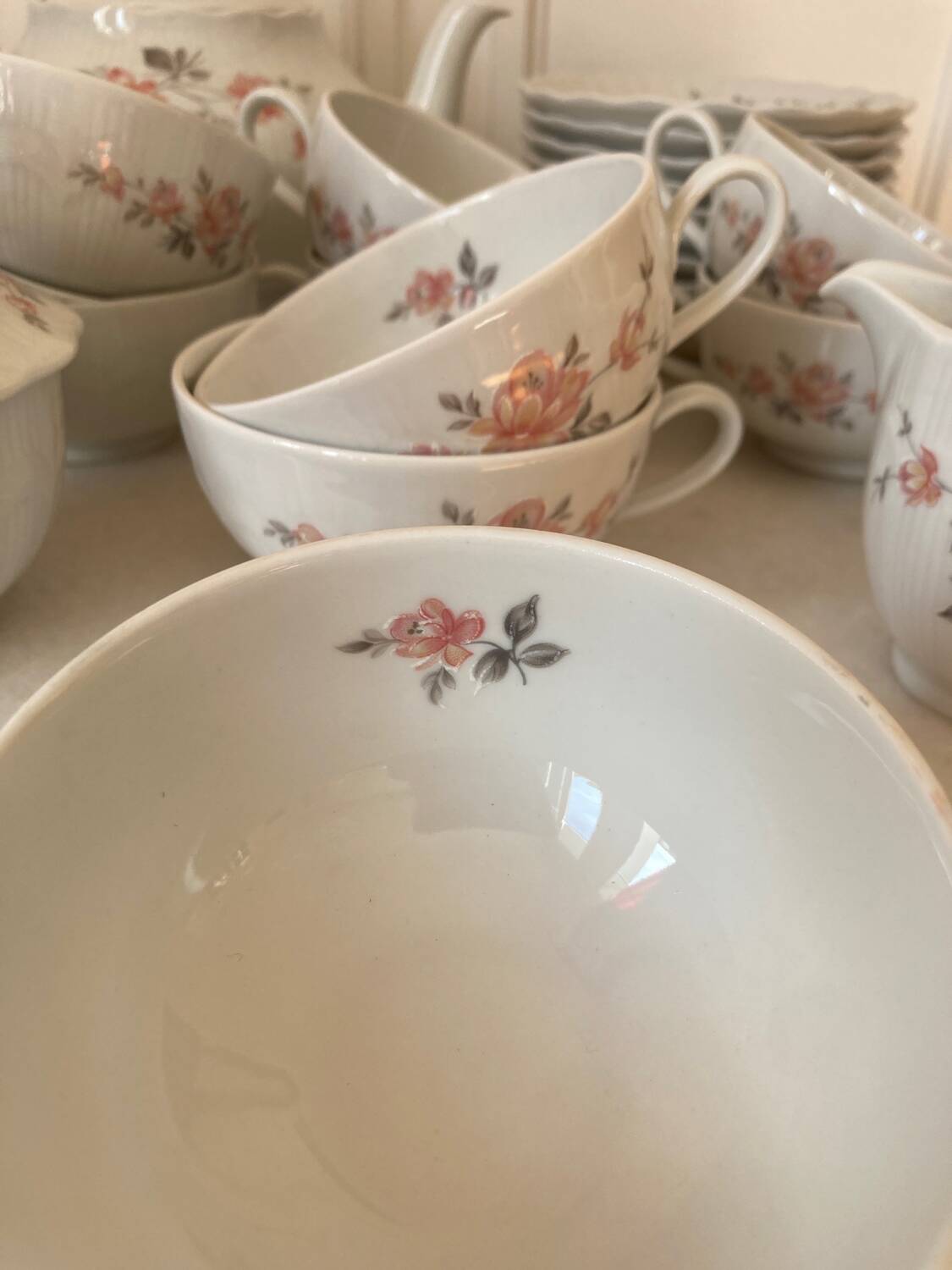 Tea service "Pink flowers" Bavarian porcelain