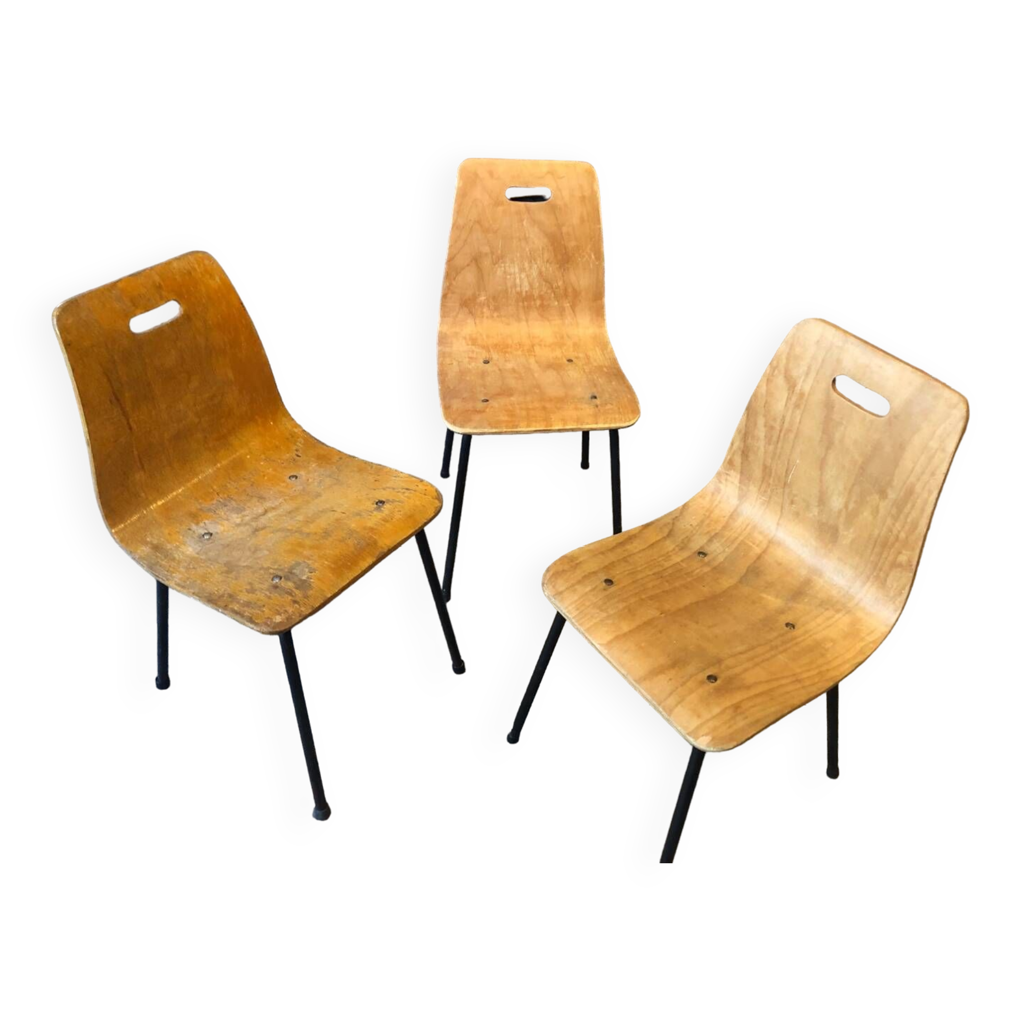 50/60 thermoformed wooden chairs
