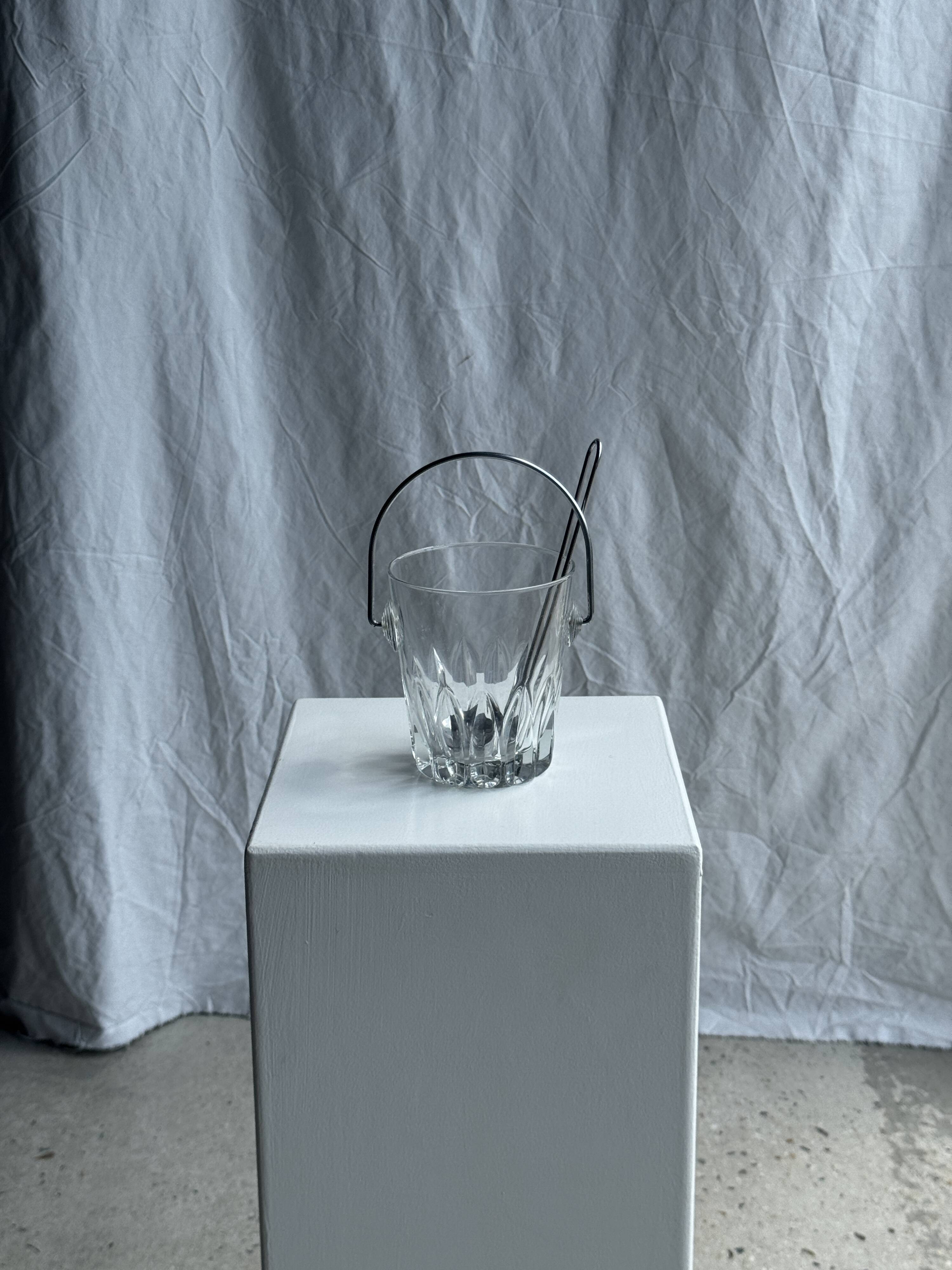 Small glass ice bucket with ladle H13.5
