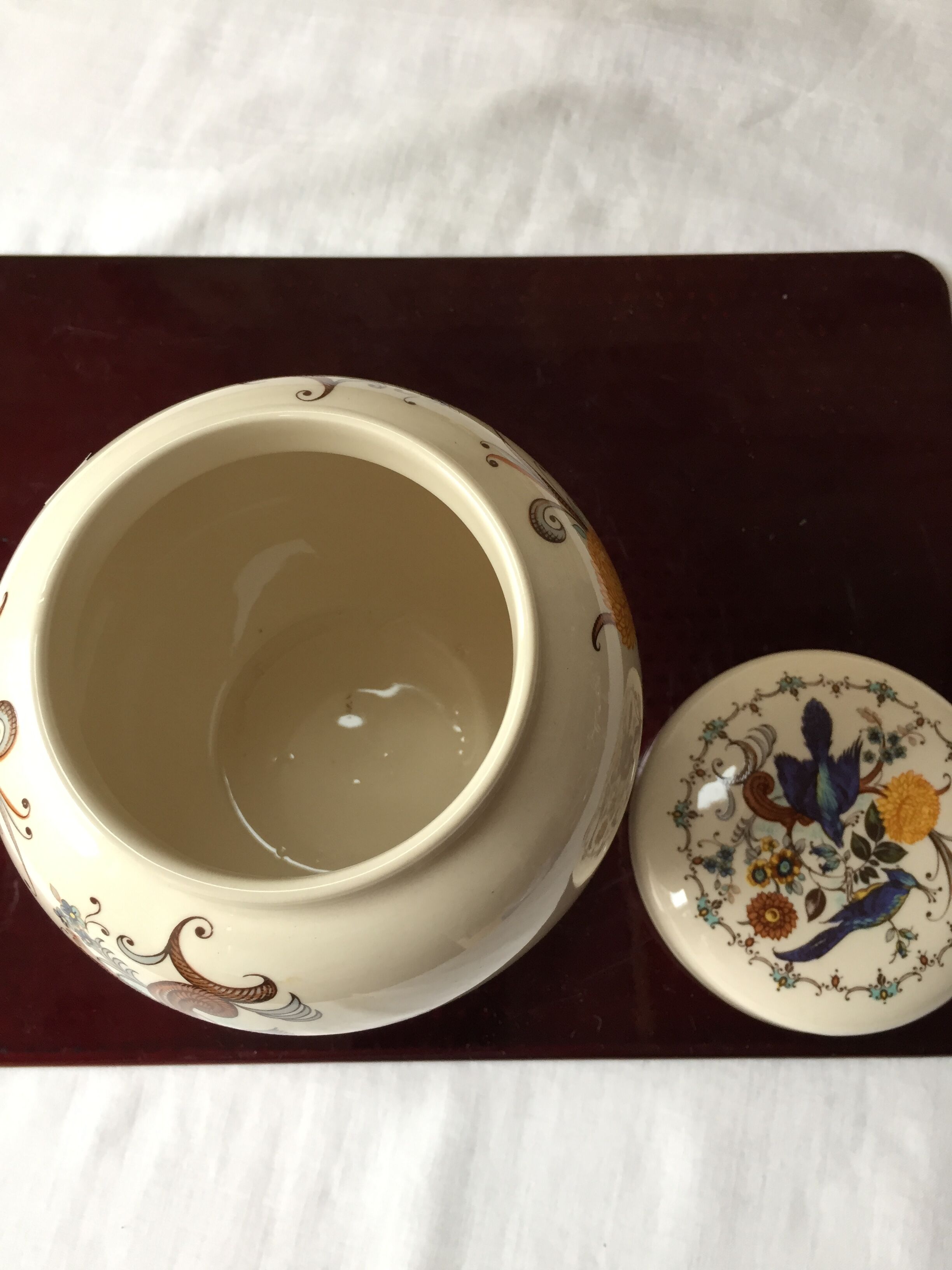 Pot anglais ancien signé Sadler