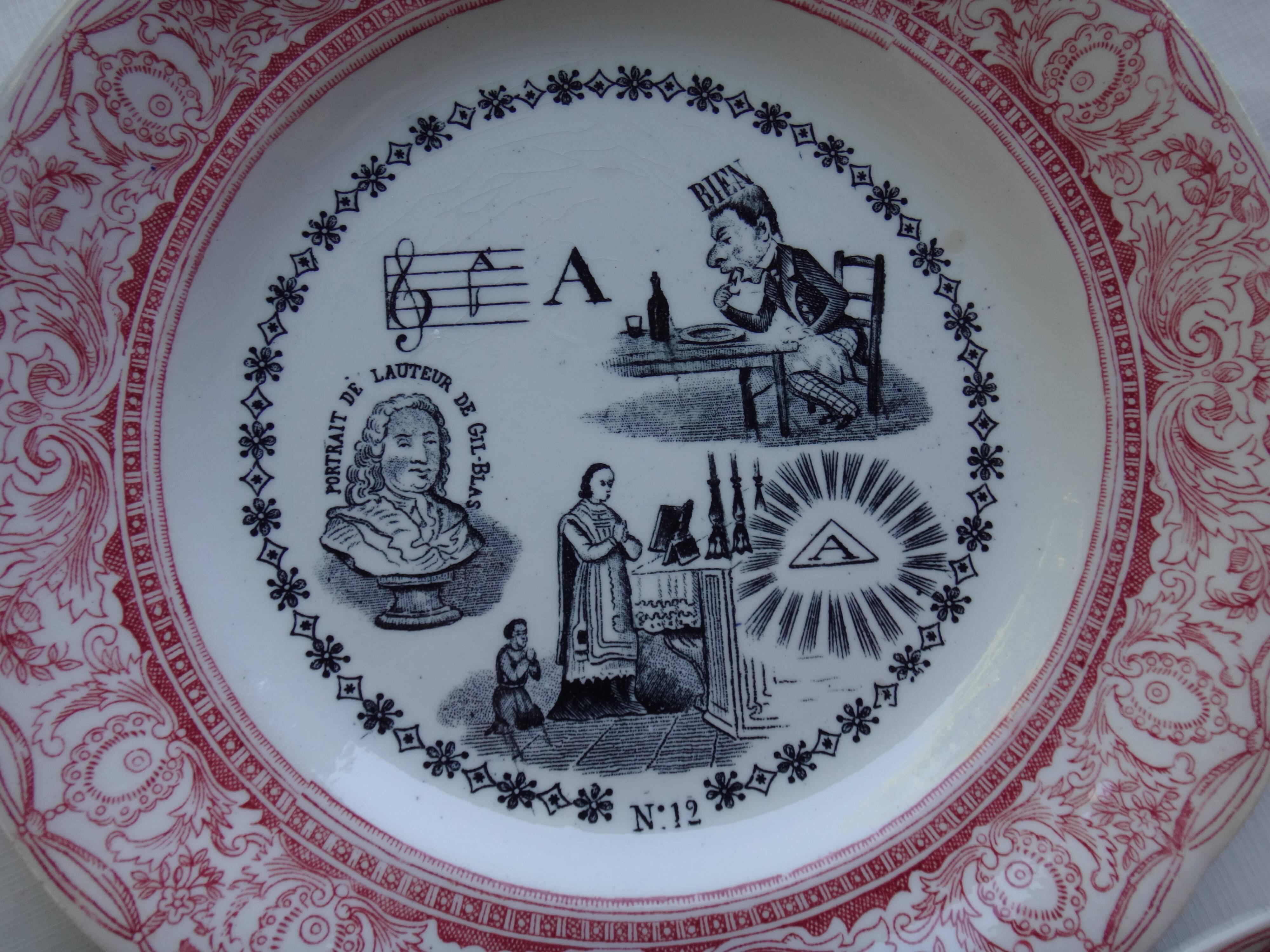 Lot of 10 Gien opaque porcelain dessert plates