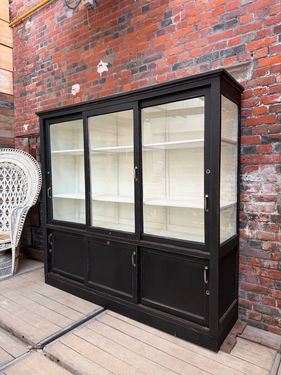 Old dispensary showcase