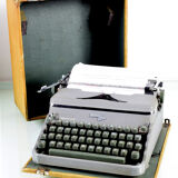 Hermes 2000 typewriter