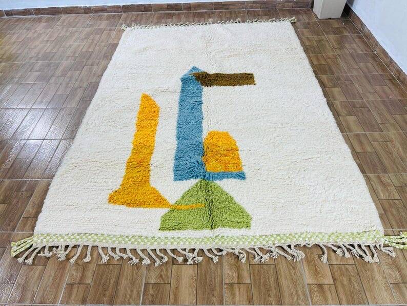 Authentic handwoven Beni Ourain rug, size 1.5/2.5 m.