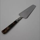 Chipped Bakelite Pie Server, circa 1970