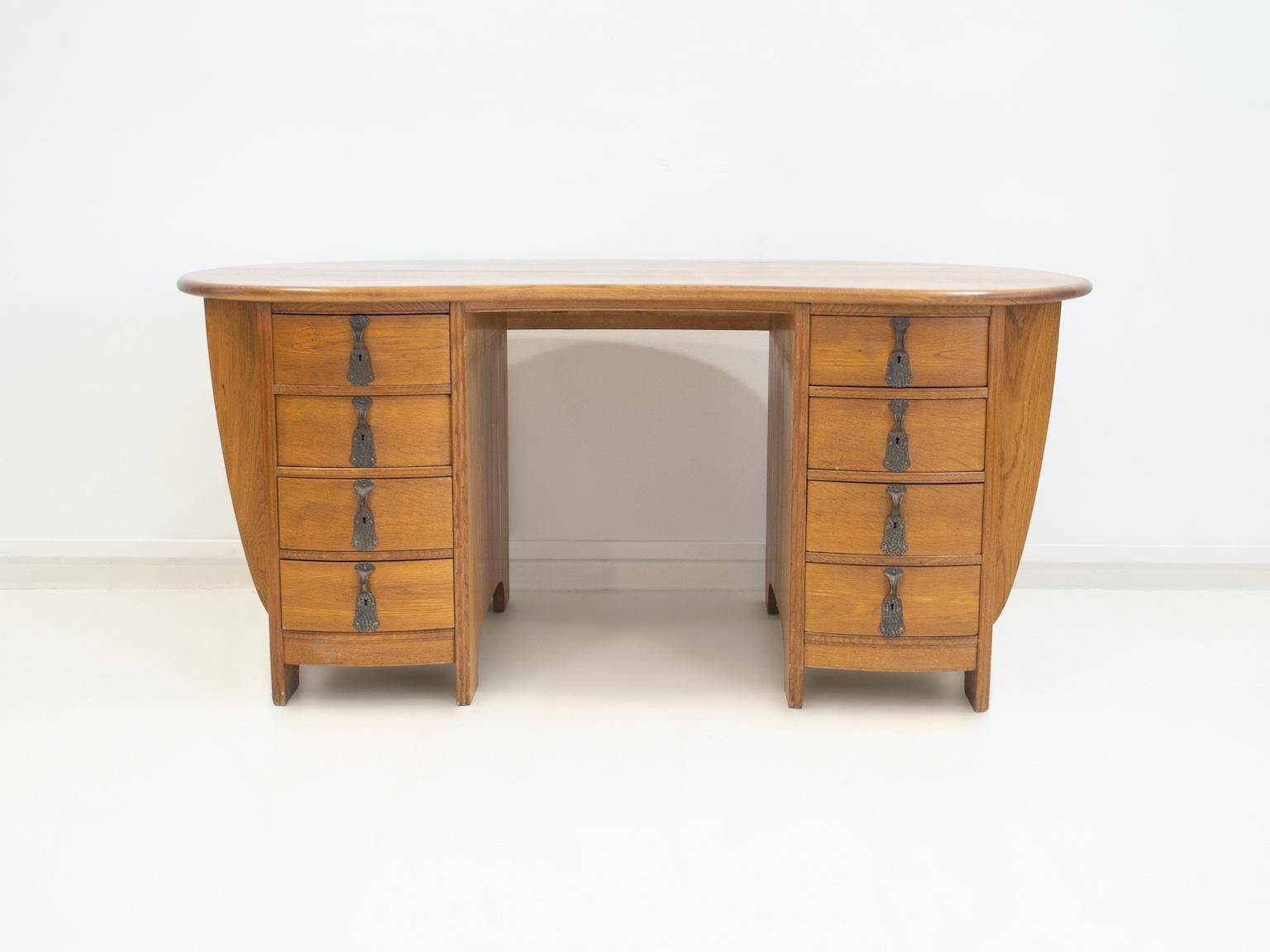 Bureau suédois de style Art Nouveau en chêne