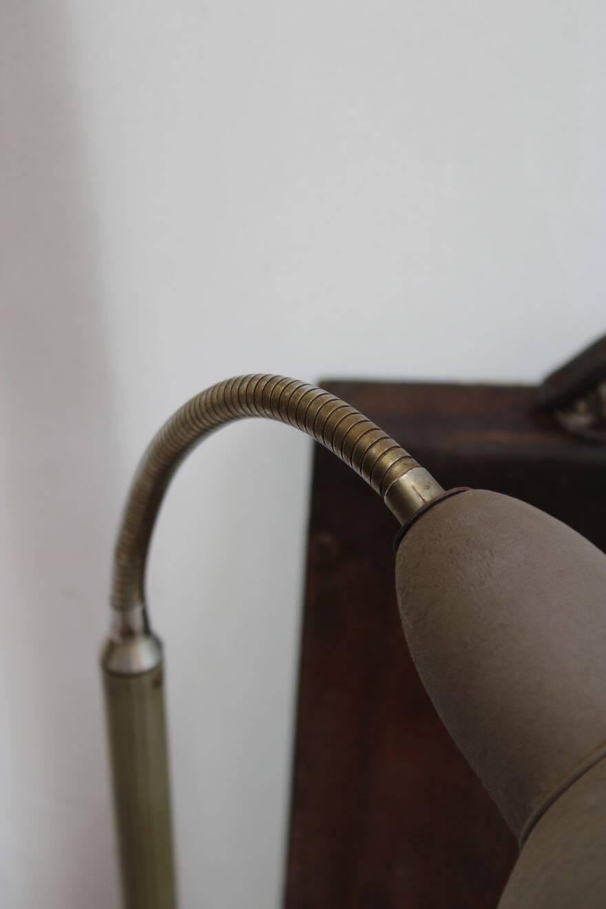 Lampe à poser en métal