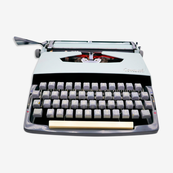 Machine à écrire Consul bleue et grise vintage révisée ruban neuf