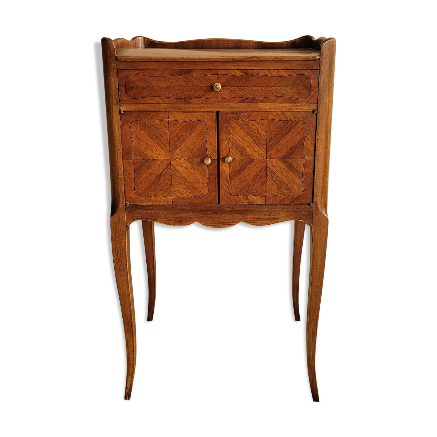 Bedside regency 2P 1T
