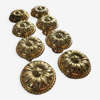 8 boutons de meuble Louis XVI