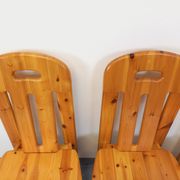 Suite de 4 chaises vintage en pin des années 70 80