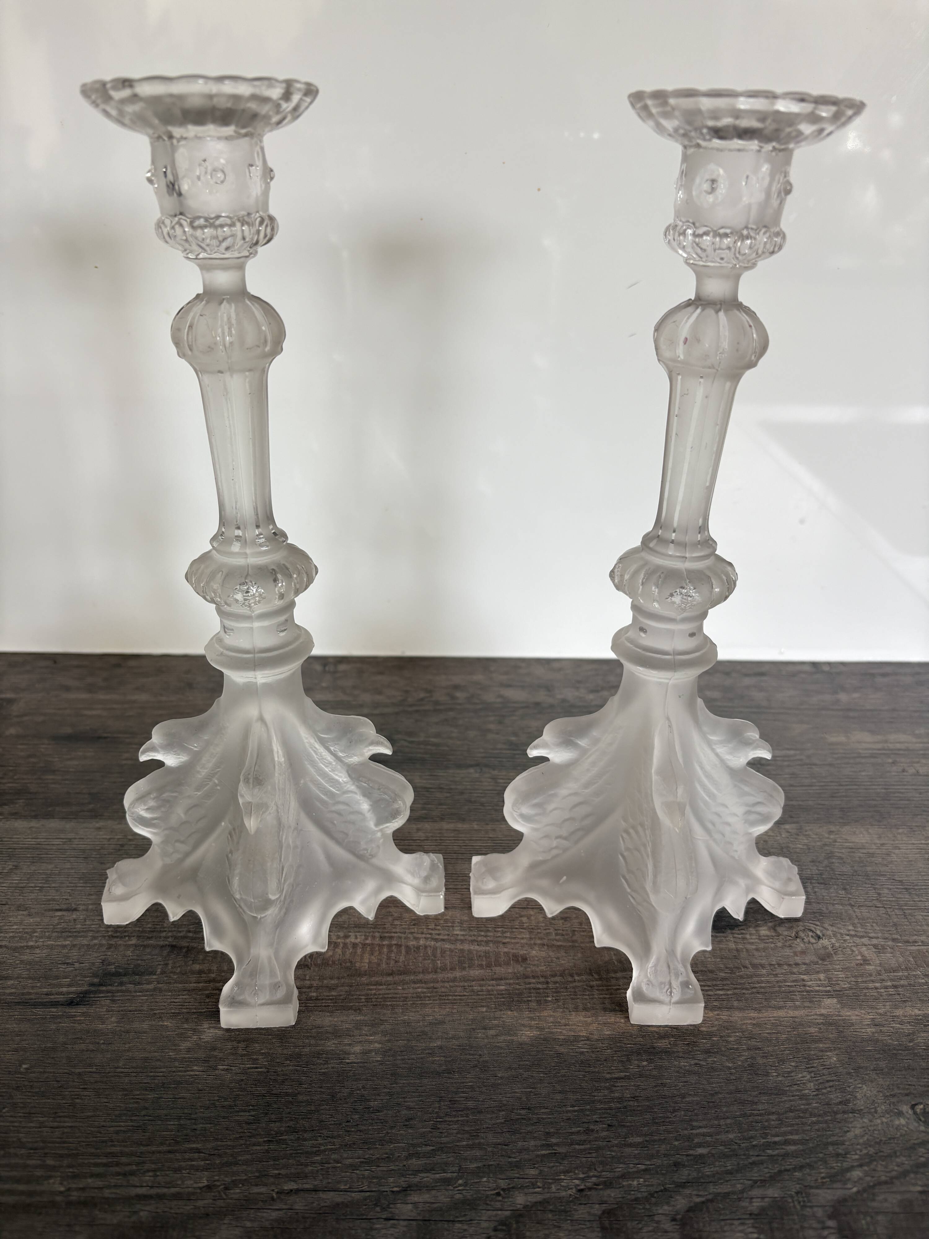 Pair of antique candlesticks Val Saint Lambert - Griffin model