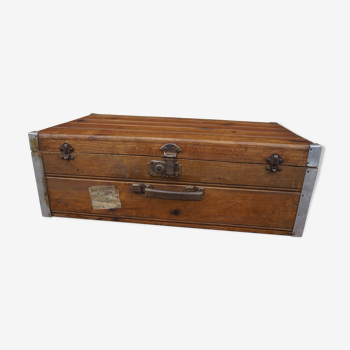 Valise en bois