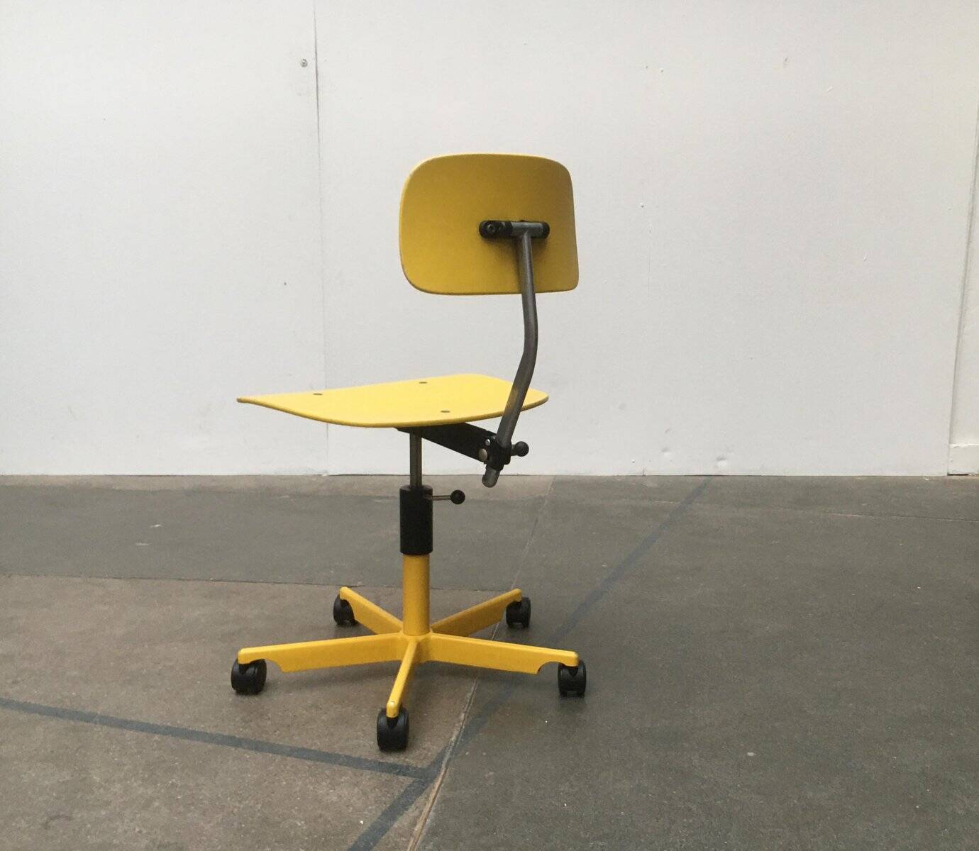 Mid-century Danish swivel office chair by Jørgen Rasmussen for Kevi