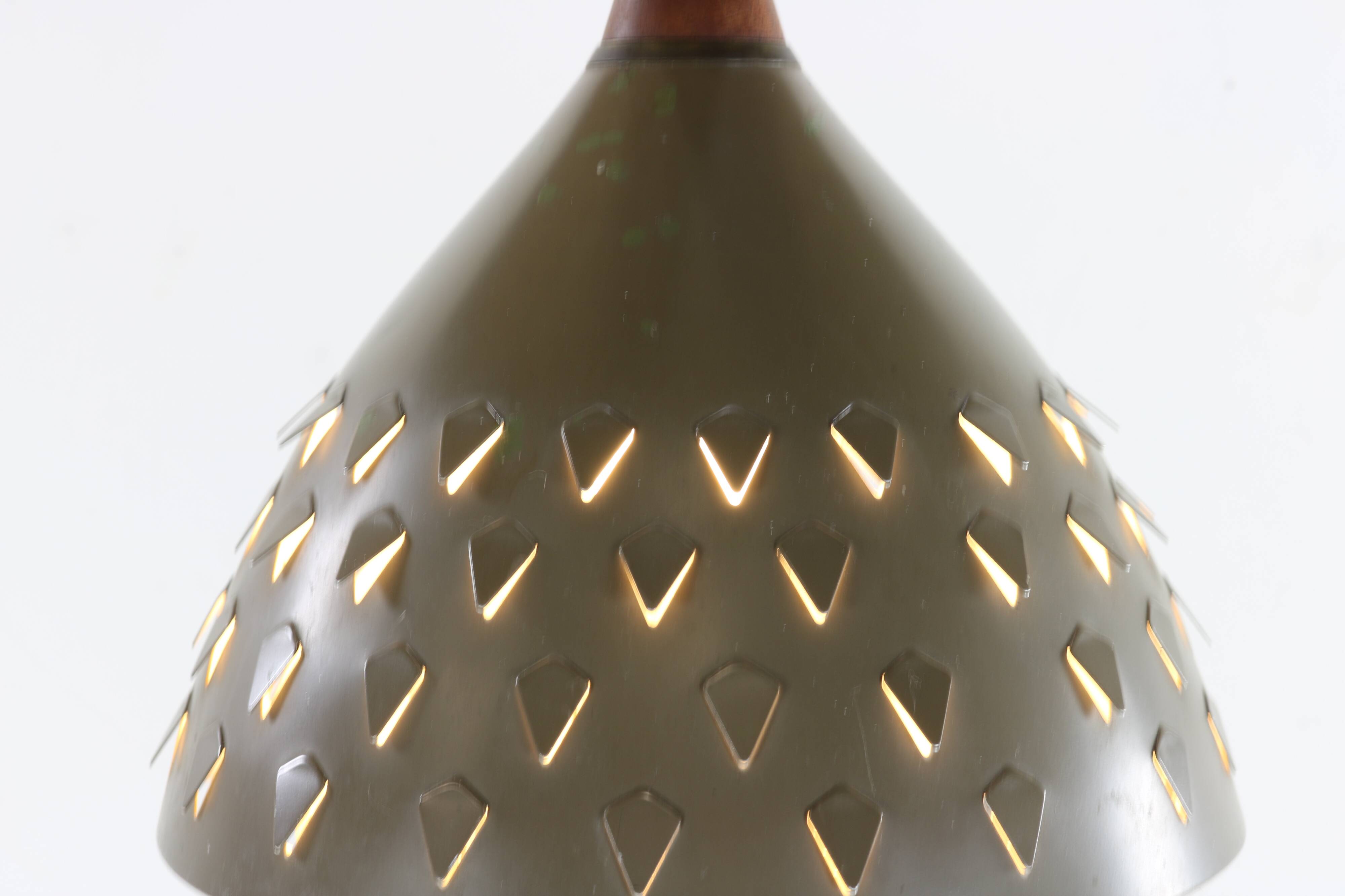 Special Philips pendant lighting