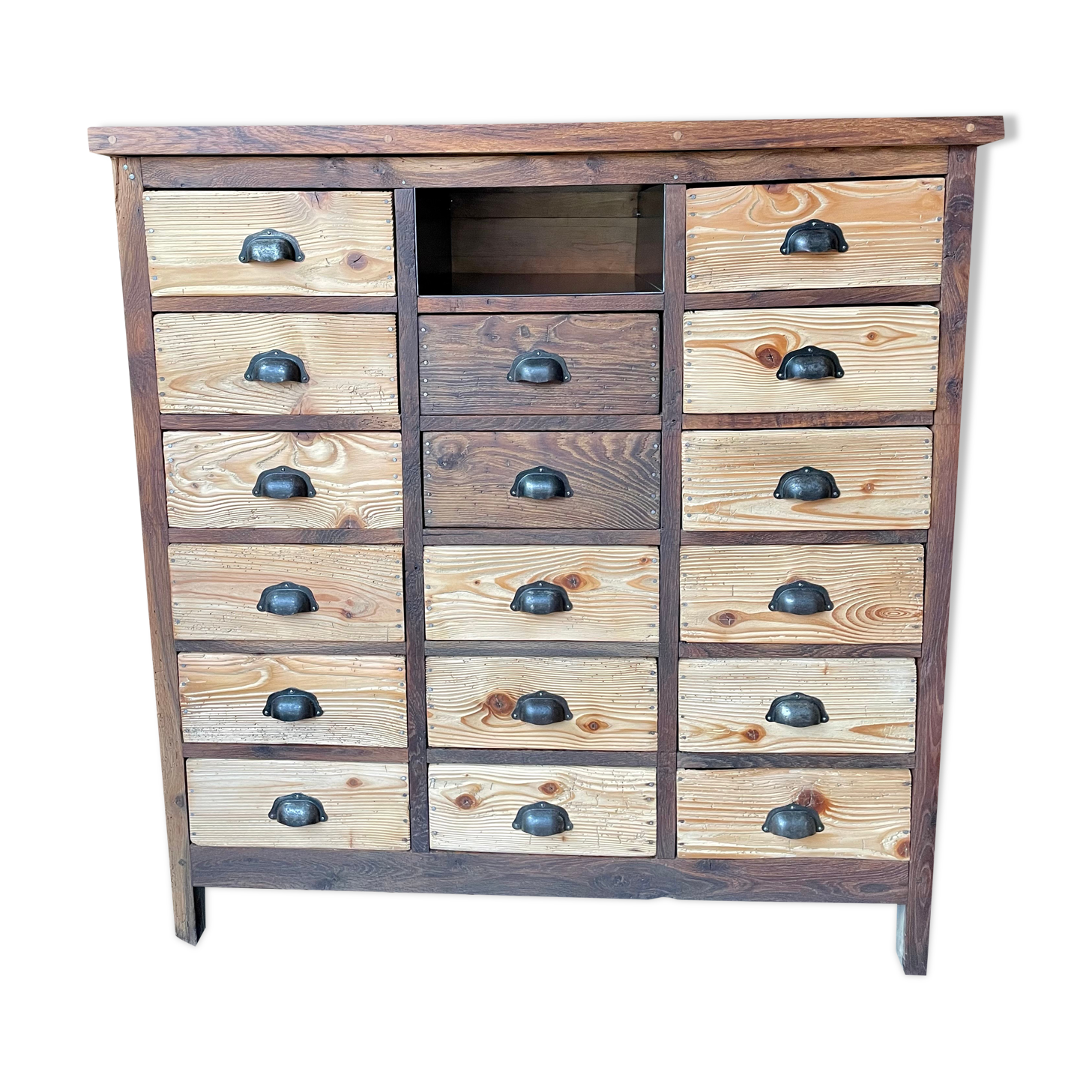 Trade cabinet with drawers
