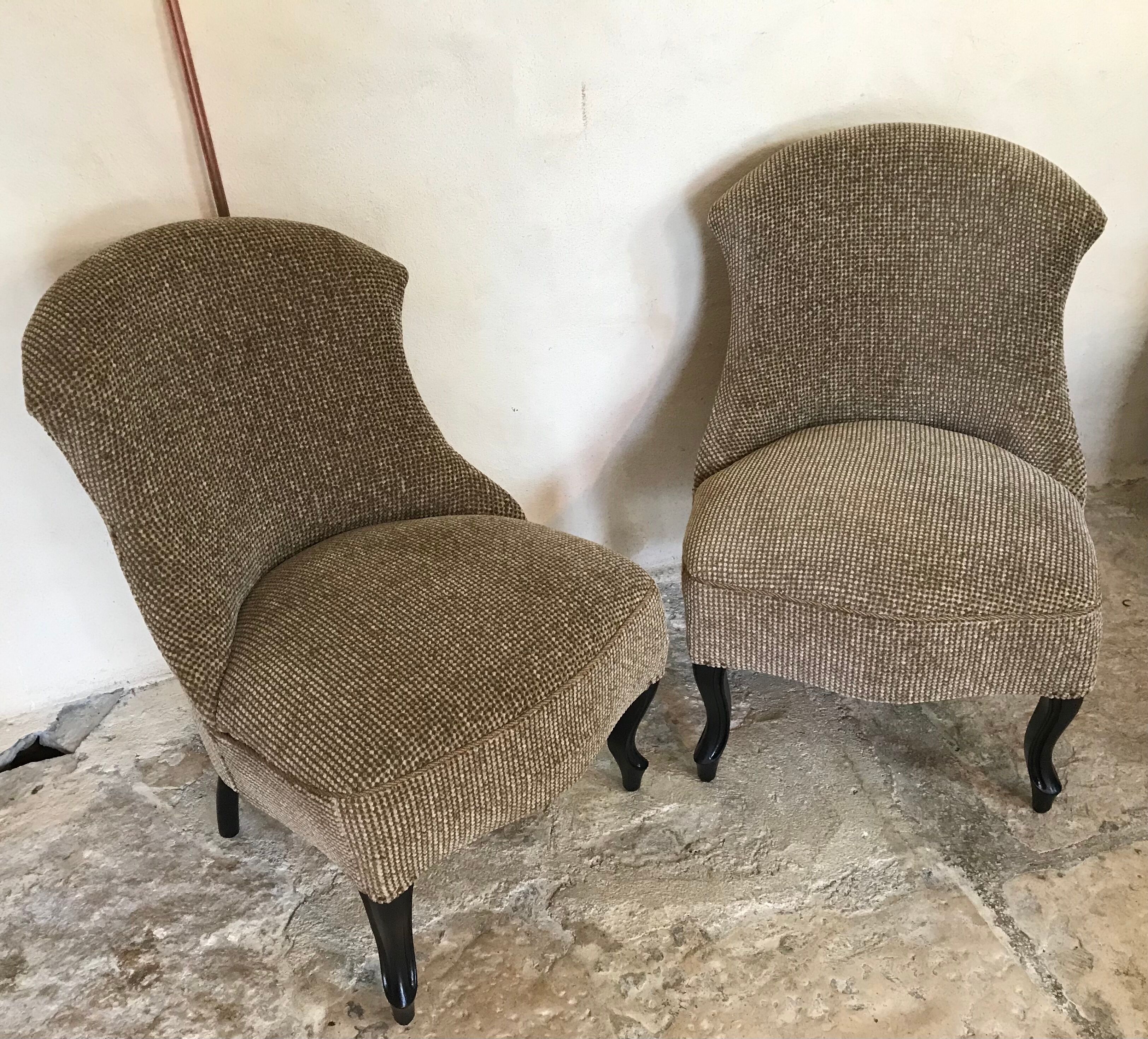 Pair of vintage chairs mid-century toad shape