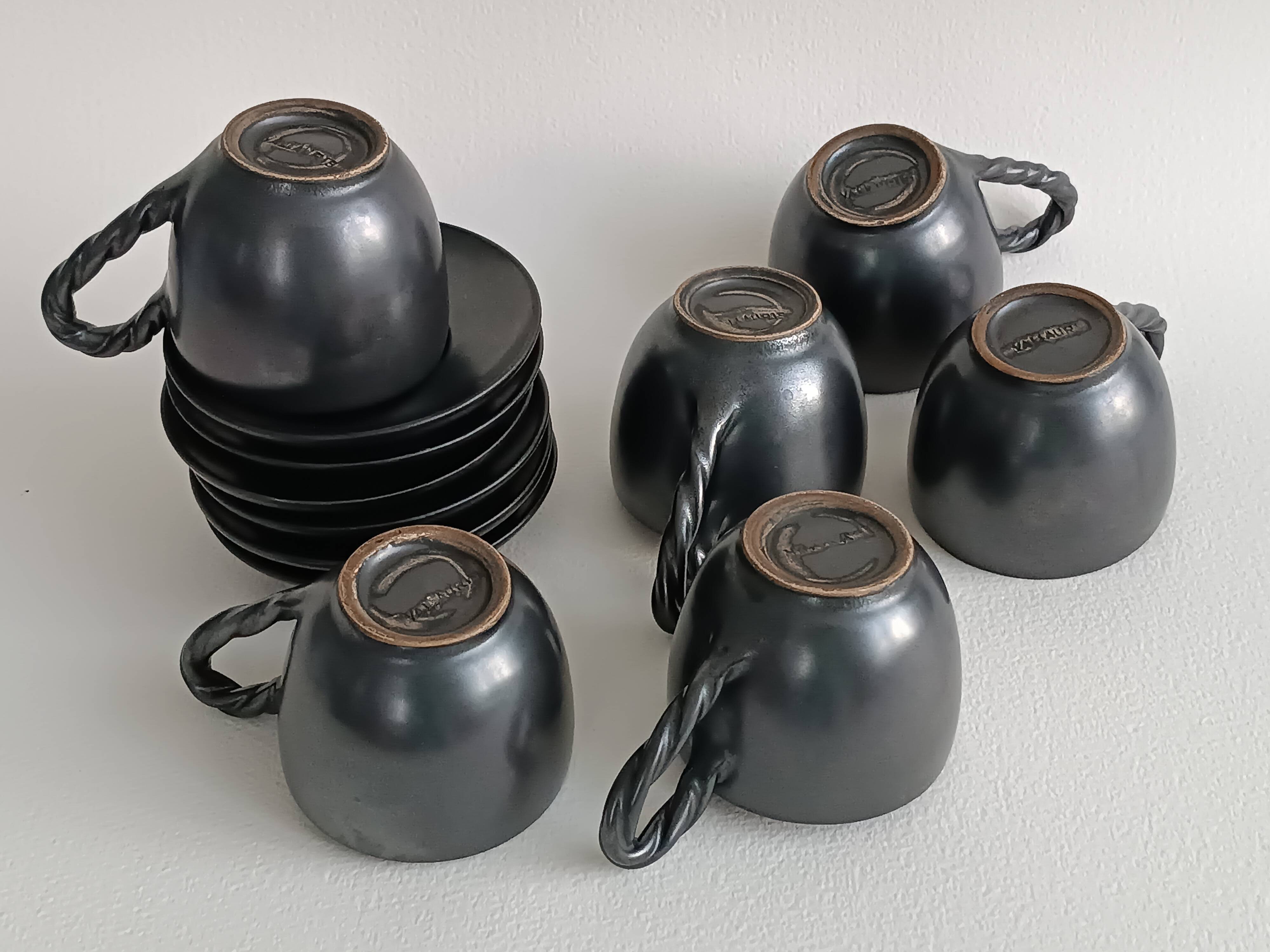 Ensemble de six tasses et leur soucoupe en céramique Monica Ceram Vallauris