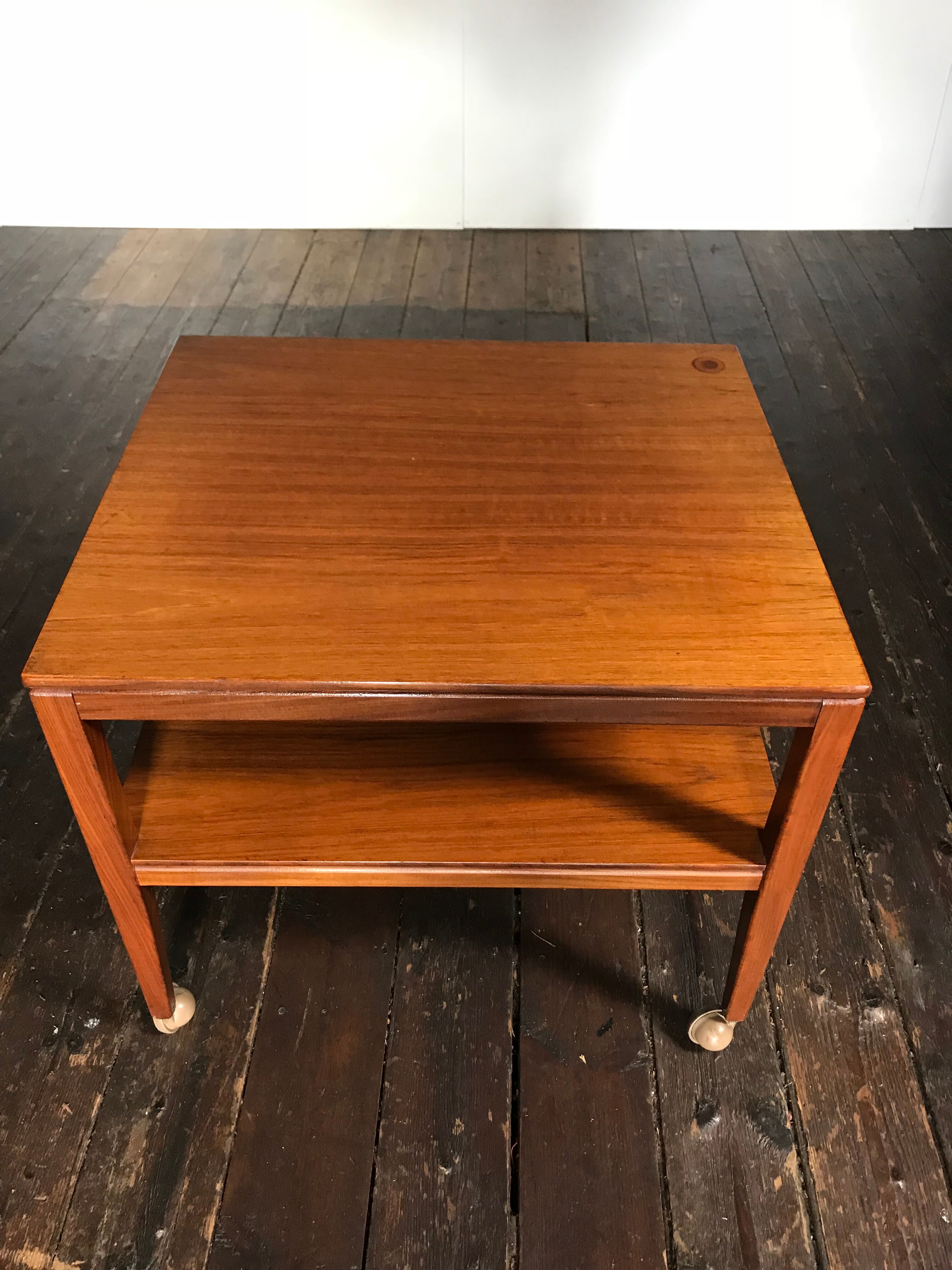 Scandinavian teak coffee 60