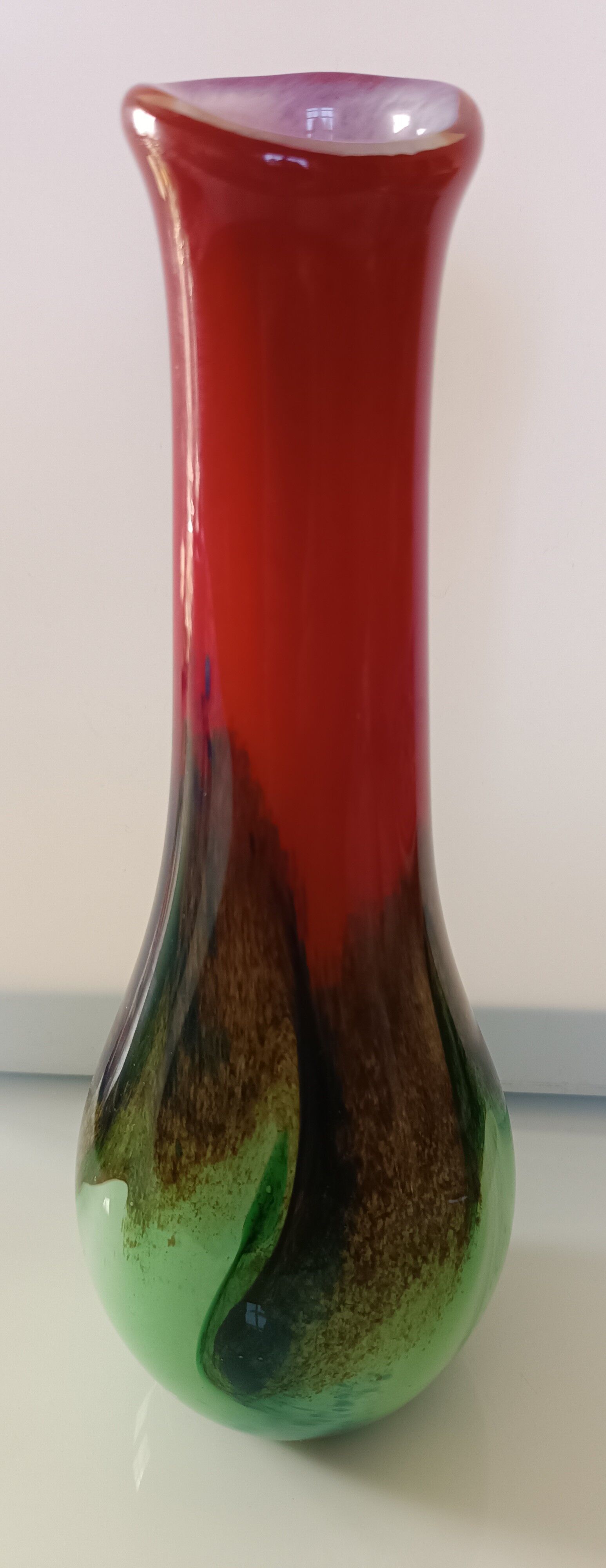 Multicolored glass paste vase signed Gabriel Milesi master glassmaker