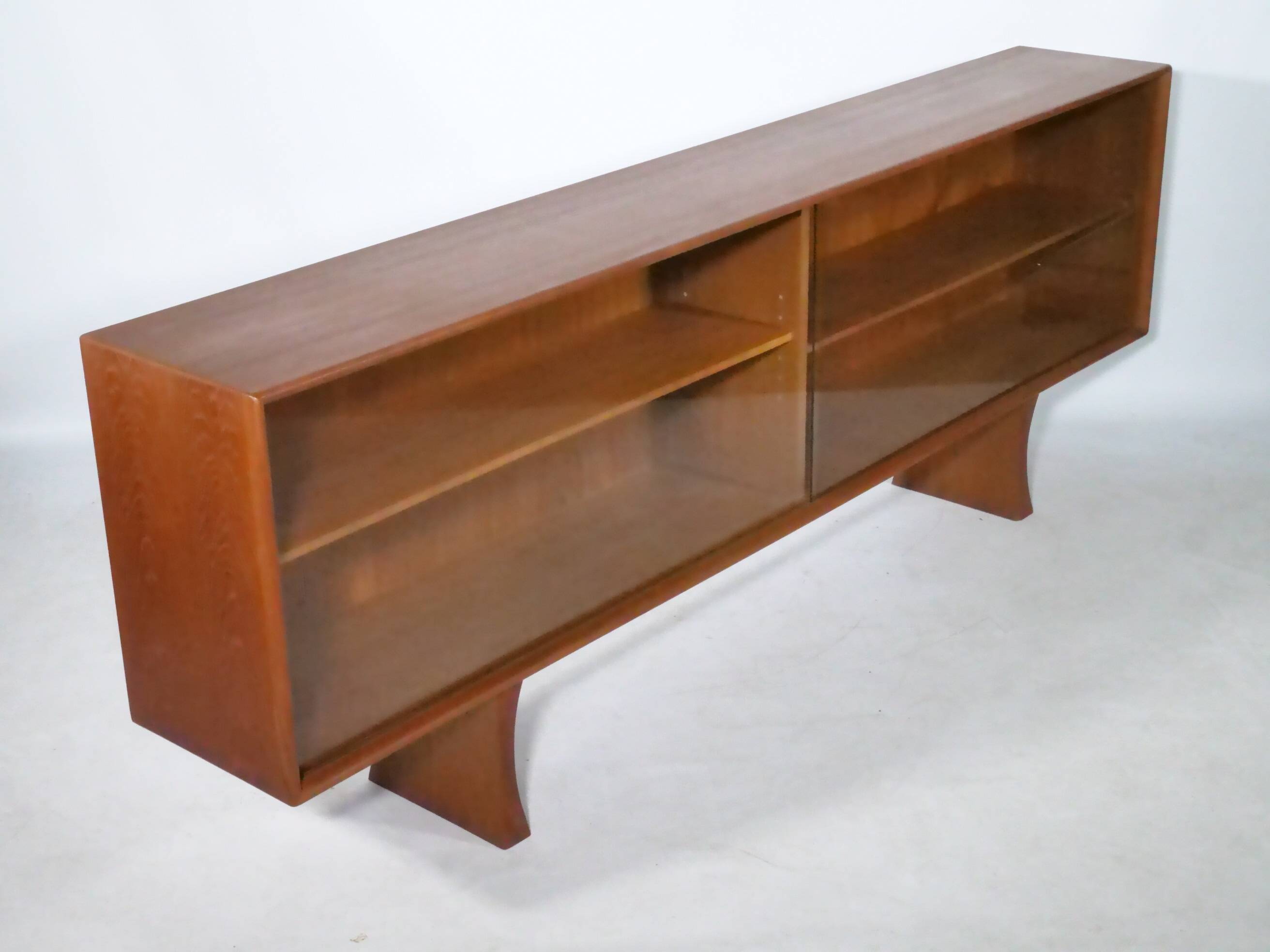Buffet en teck design danois, vitrine, commode Arne Vodder, années 1960