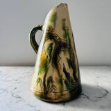 Pitcher signed by Puigdemont