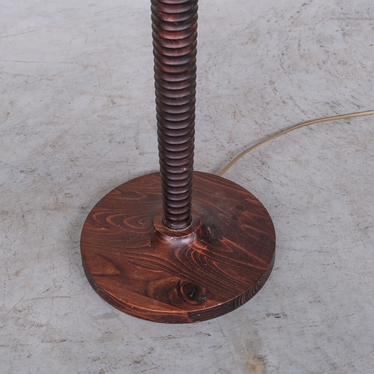 Turned wooden french mid-century floor lamp