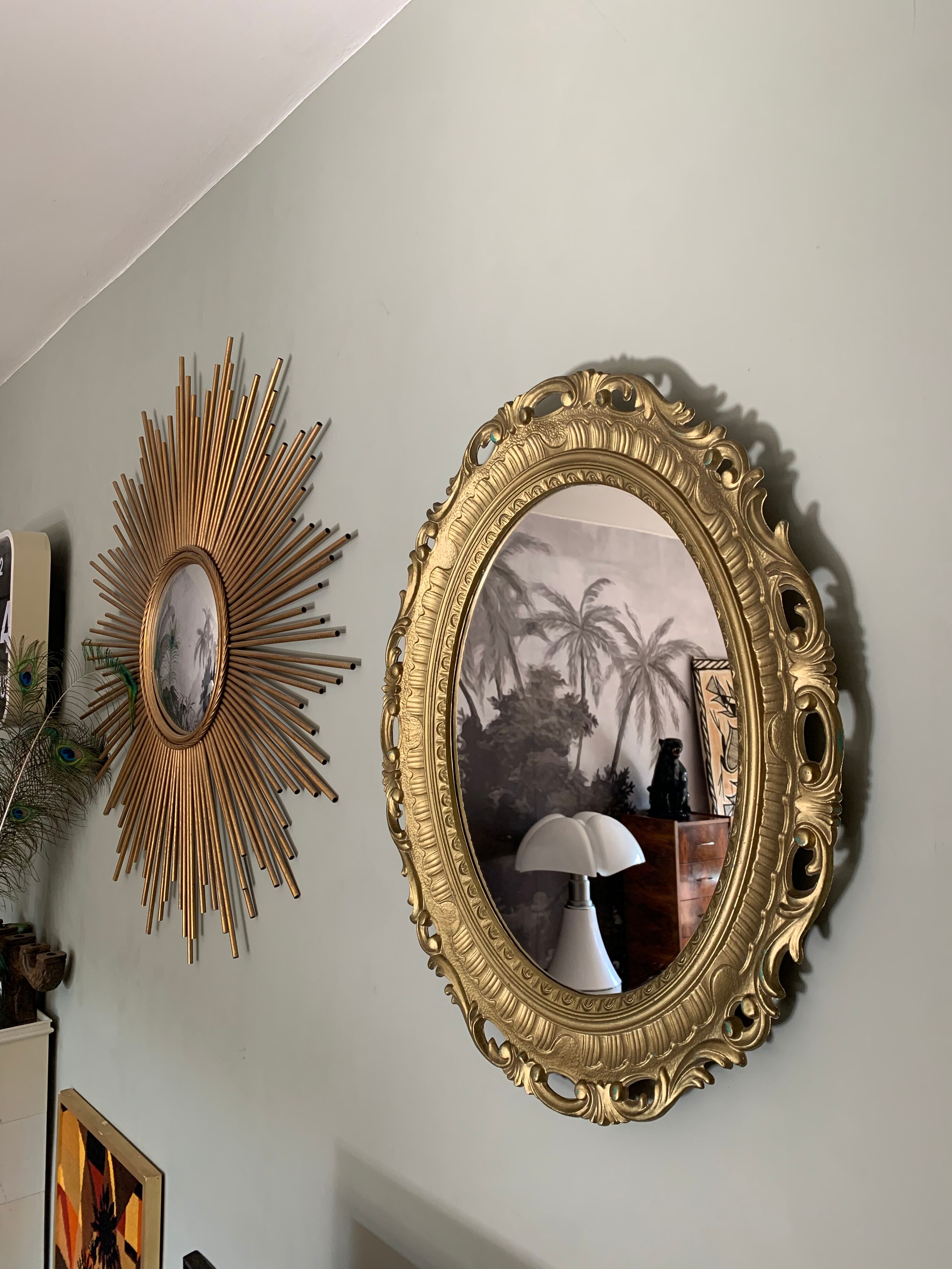 Miroir ovale doré années 70