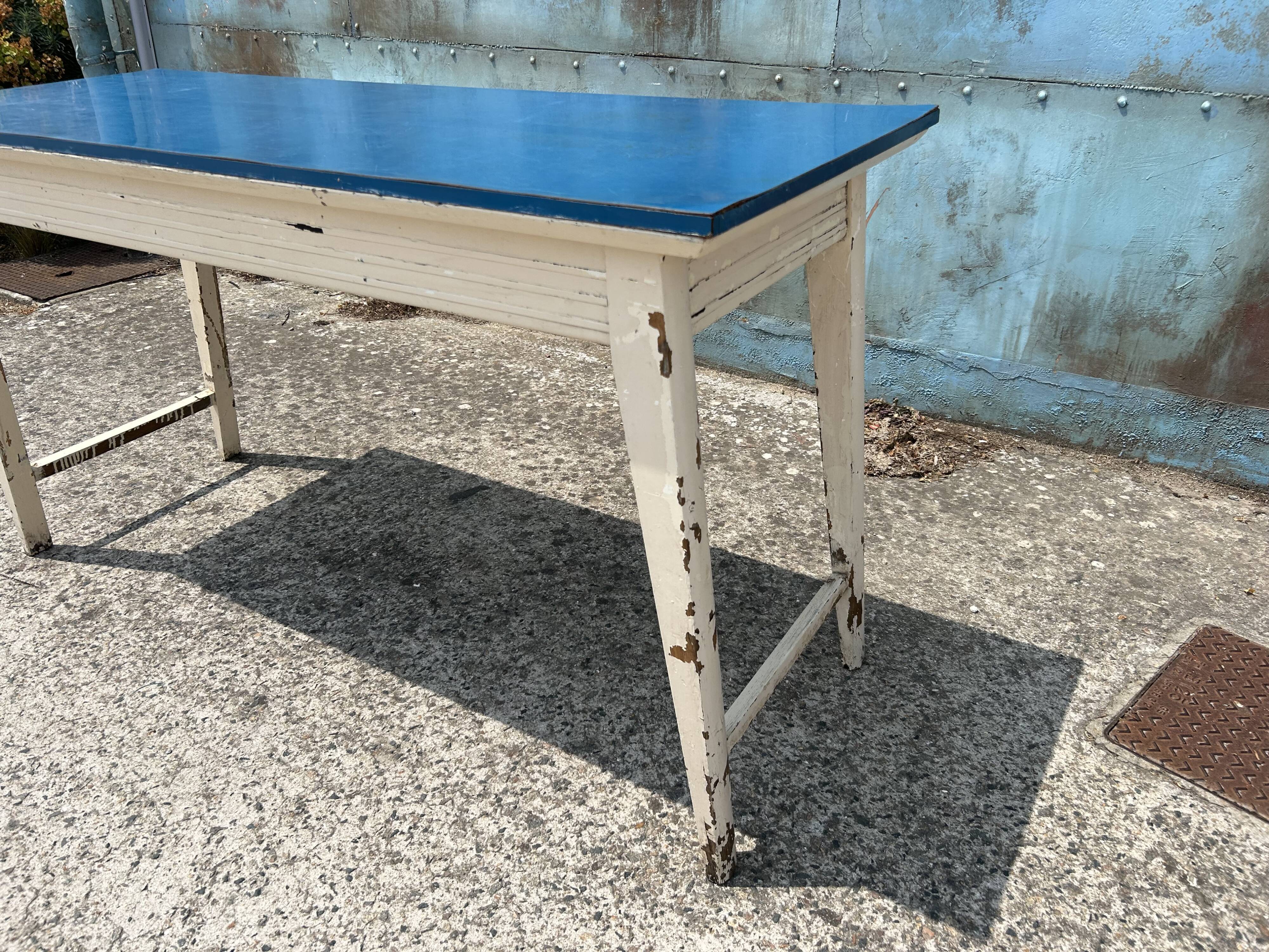 Florist craft table