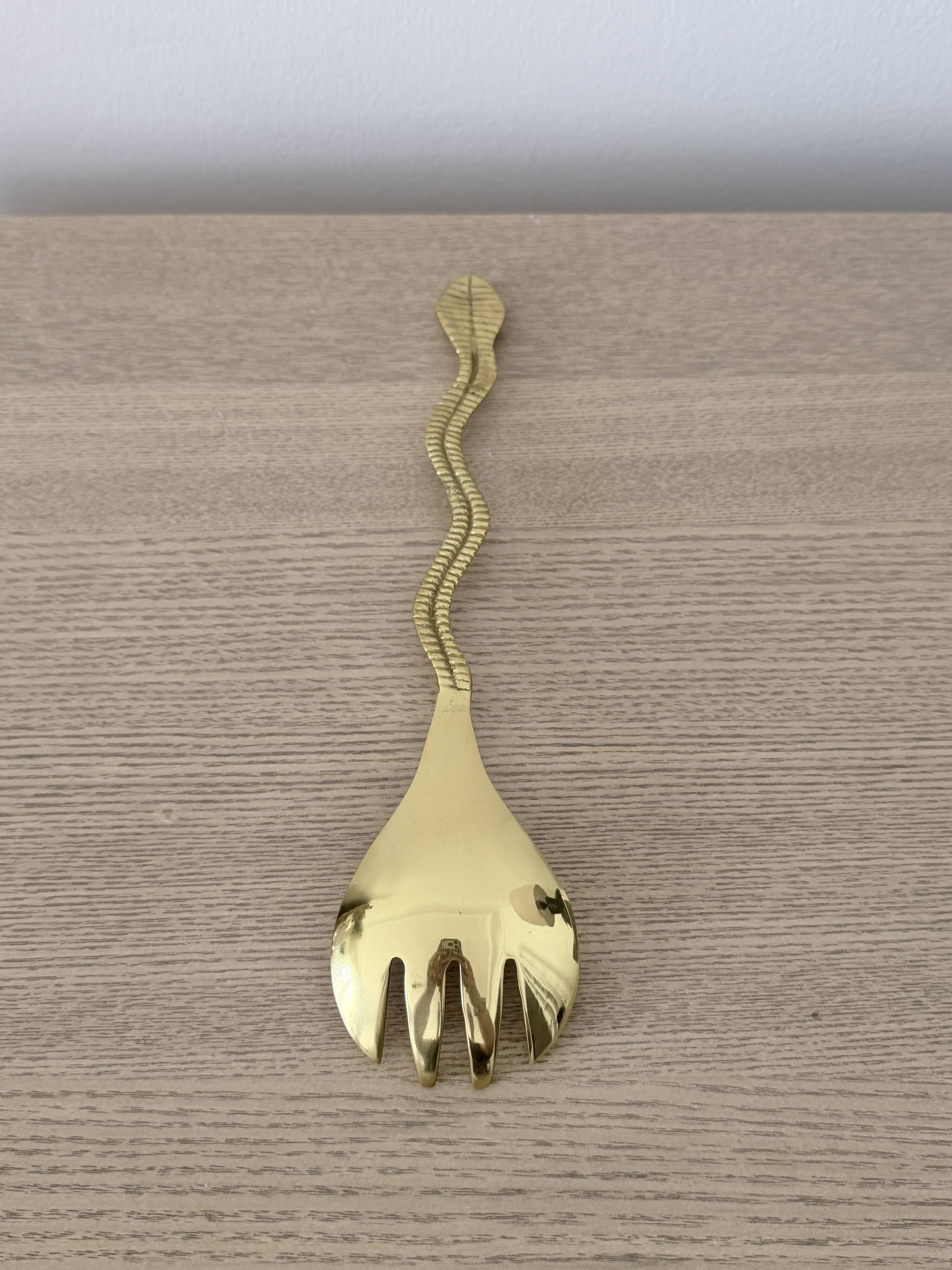 Gold metal snake salad serving set