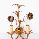 Vintage wall light in gold metal with flower and leaf decoration