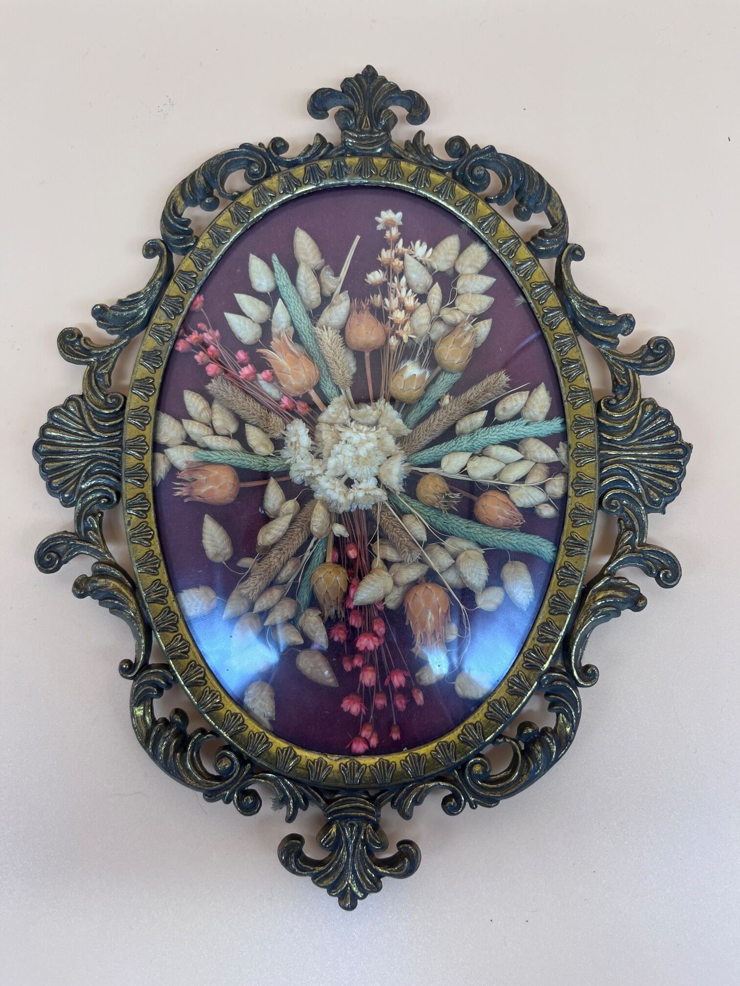 Baroque setting with dried flowers