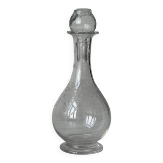 Ancienne petite fiole en verre taillé