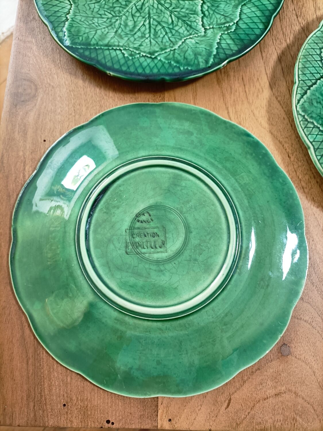 6 Gien slip dessert plates with leaf decoration