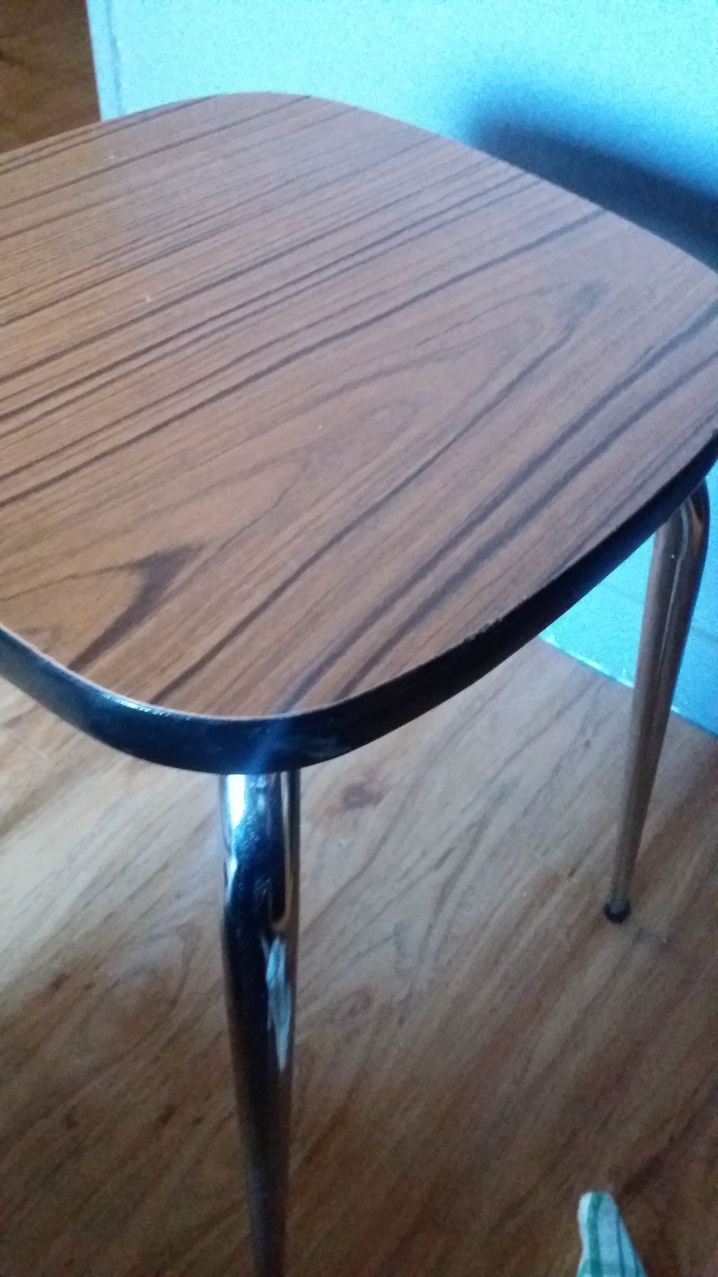 Stool formica feet compass