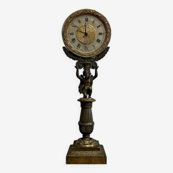 Pendule Veilleuse en bronze patiné époque XIXème / Charles X vers 1820