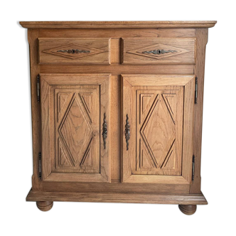 Oak buffet – restoration inspired by wabi-sabi