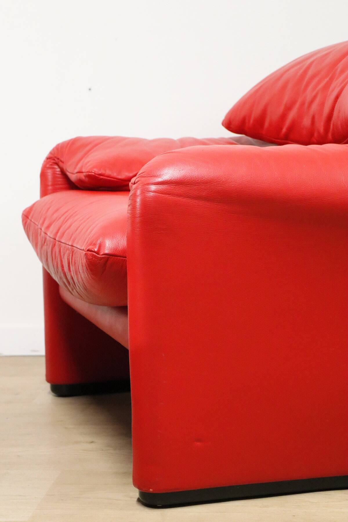 Maralunga armchair and ottoman by Vico Magistretti for Cassina