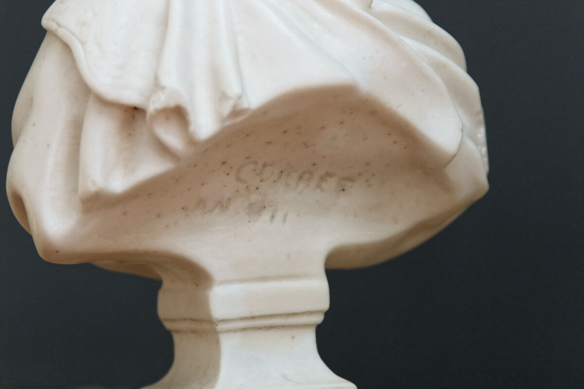 Bust Napoleon in alabaster