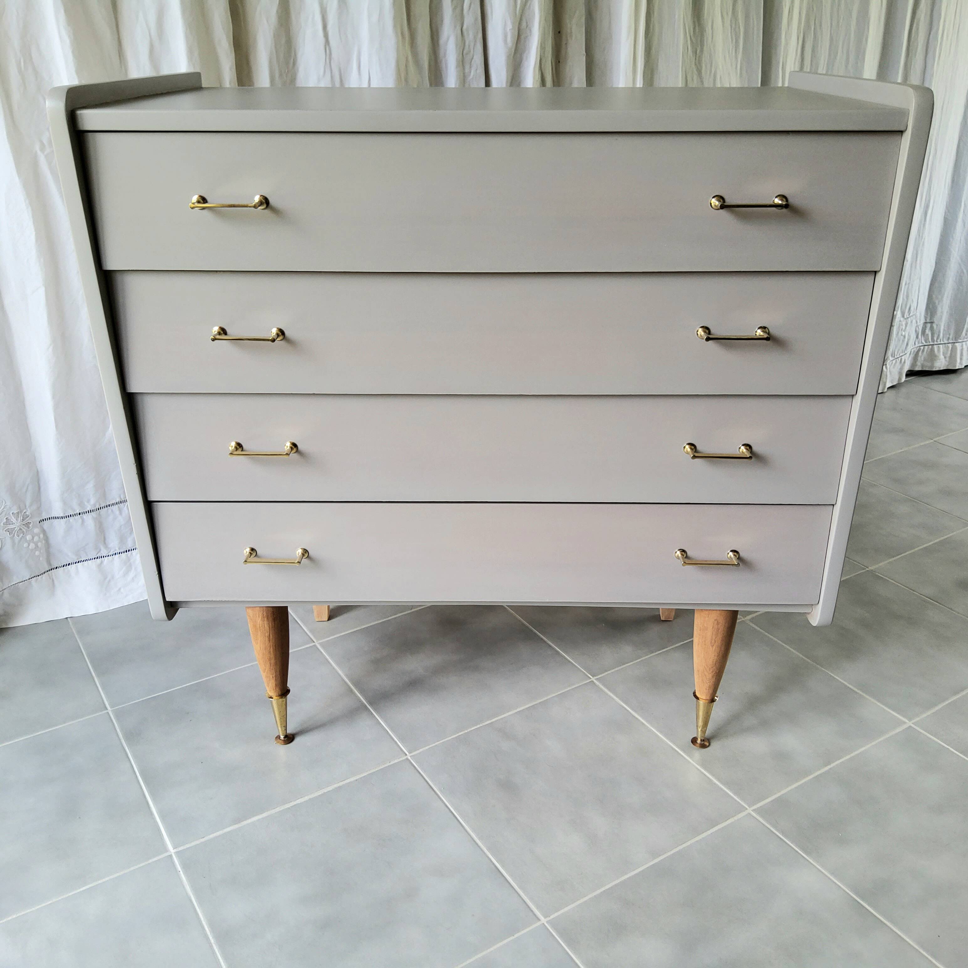 60s chest of drawers