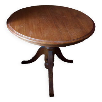 Round table
