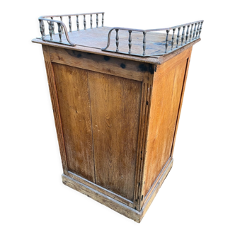 Former counter 1920
