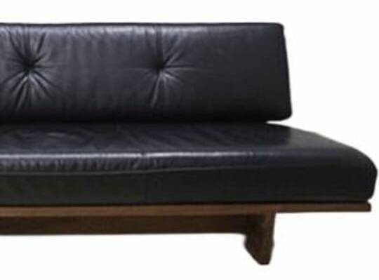 4-seater leather sofa bed