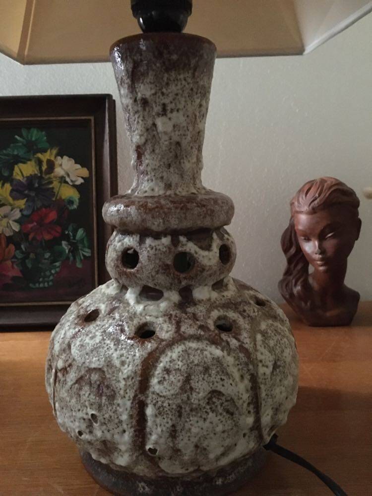 Fat lava ceramic lamp base with 2 bulbs