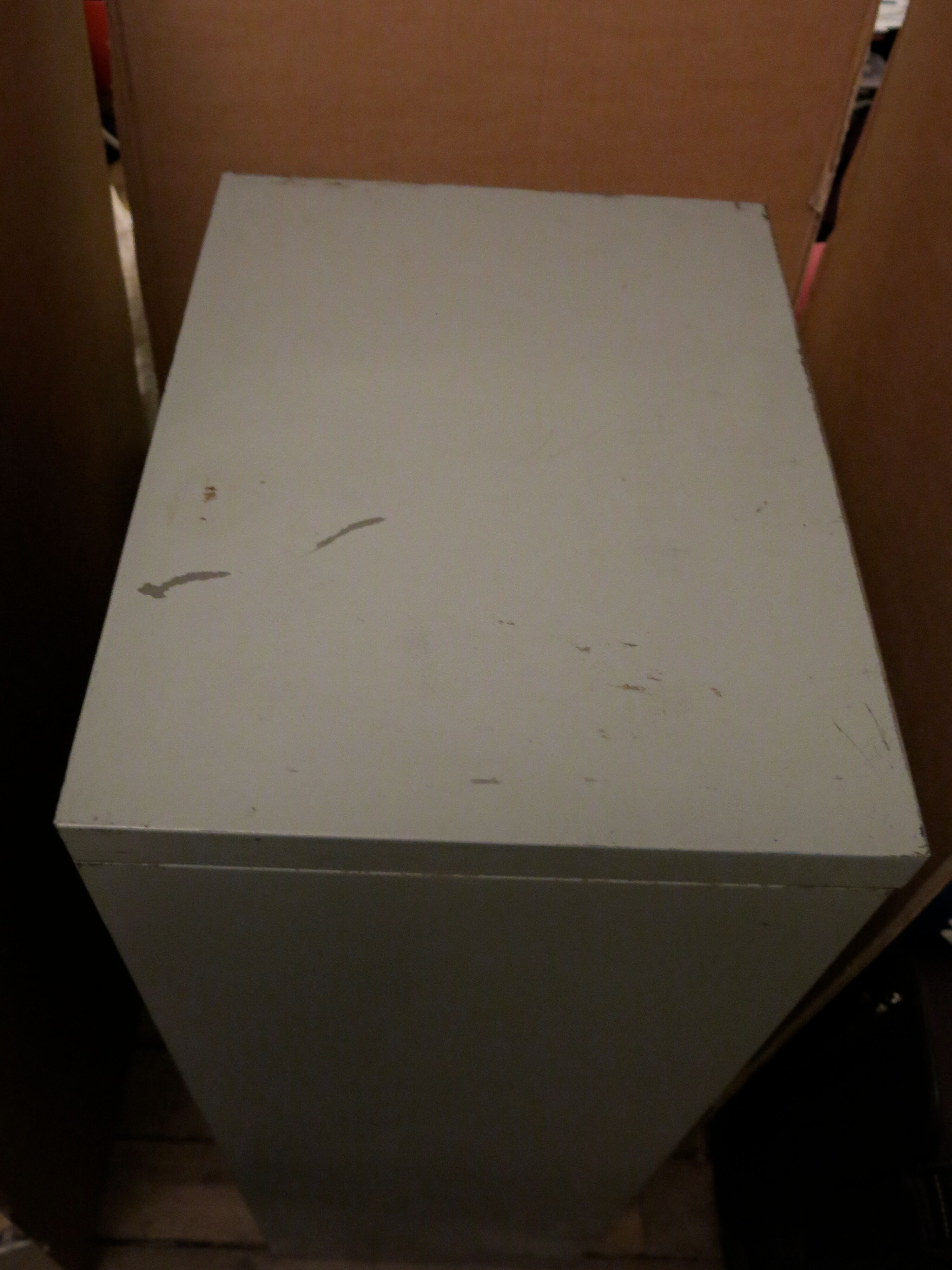 Industrial furniture 5 valves