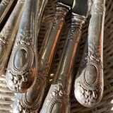 Monogrammed knives