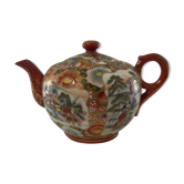 Teapot Satsuma porcelain polychrome décor signed Koshida around 1920