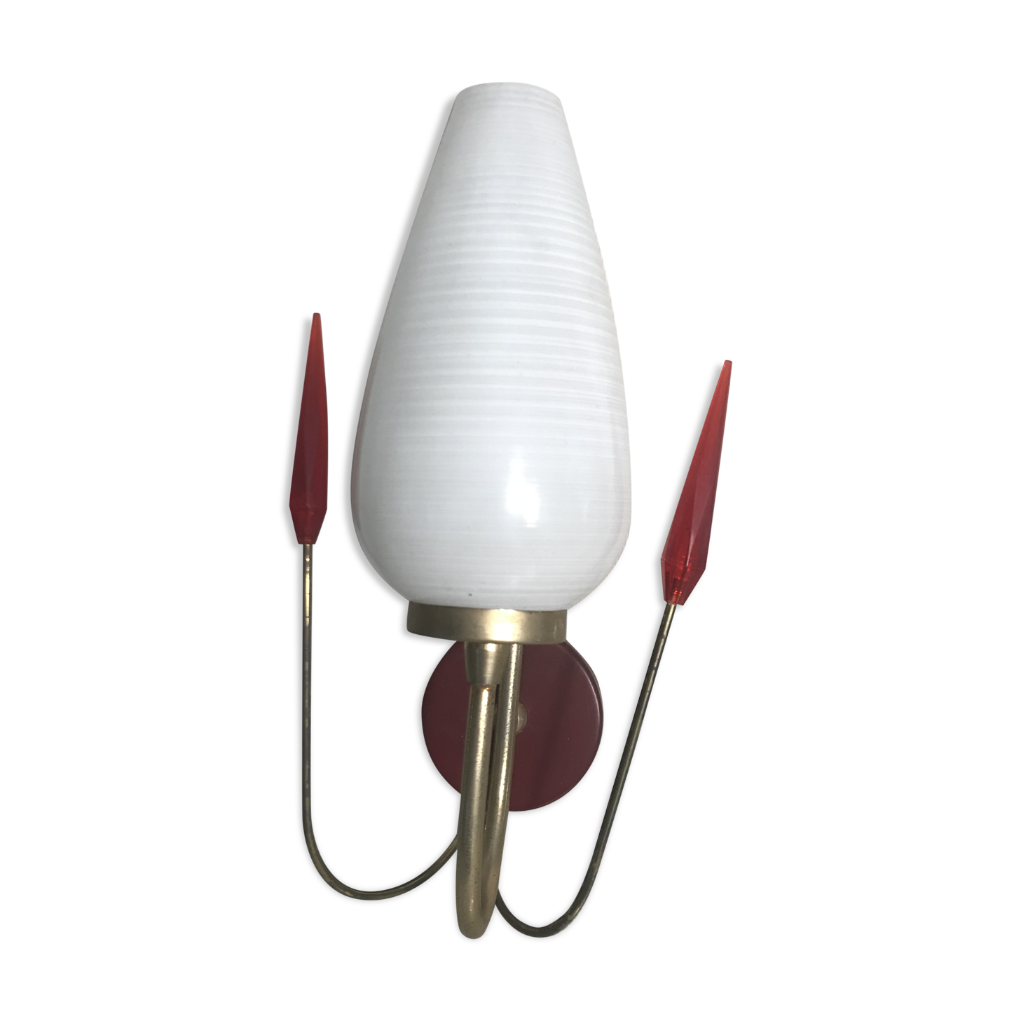 Golden metal wall sconce with red and white opaline reflectors